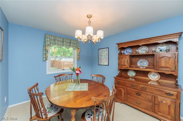 457 Edgewood Circle, Berea, OH 44017