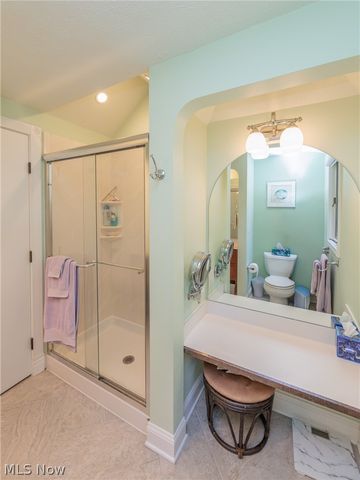 457 Edgewood Circle, Berea, OH 44017