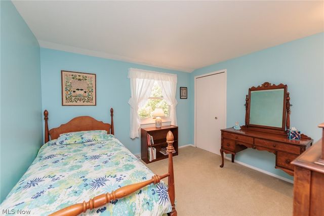 457 Edgewood Circle, Berea, OH 44017
