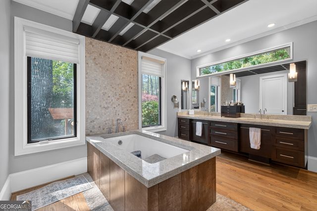 1020 Abingdon Lane, Johns Creek, GA 30022