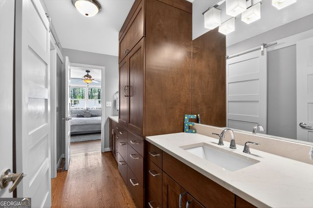 1020 Abingdon Lane, Johns Creek, GA 30022