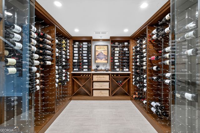 1020 Abingdon Lane, Johns Creek, GA 30022