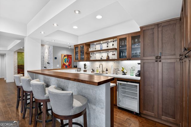 1020 Abingdon Lane, Johns Creek, GA 30022