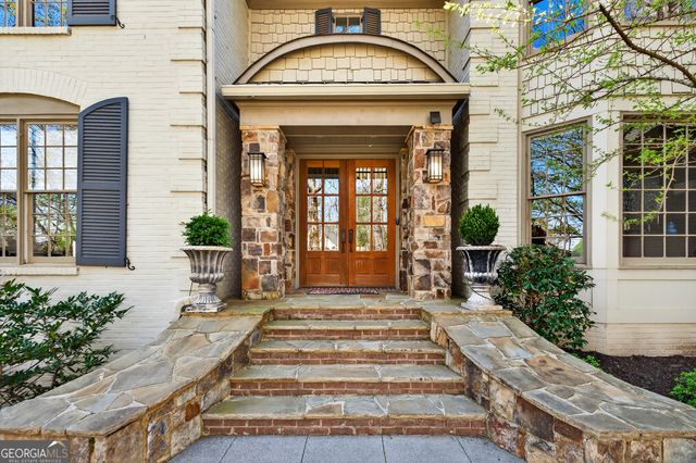 1020 Abingdon Lane, Johns Creek, GA 30022