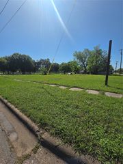 500 E Evergreen Street, Sherman, TX 75090