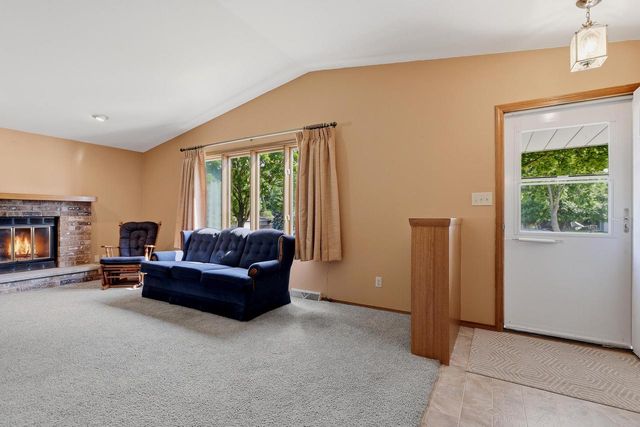 1728 Ashby COURT, Sheboygan, WI 53081