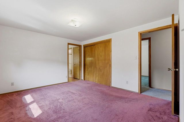 1728 Ashby COURT, Sheboygan, WI 53081