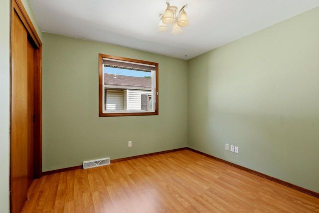 1728 Ashby COURT, Sheboygan, WI 53081
