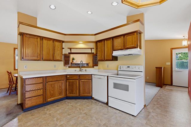 1728 Ashby COURT, Sheboygan, WI 53081