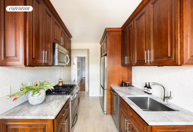 6812 Burns St Apt C3, New York City, NY 11375