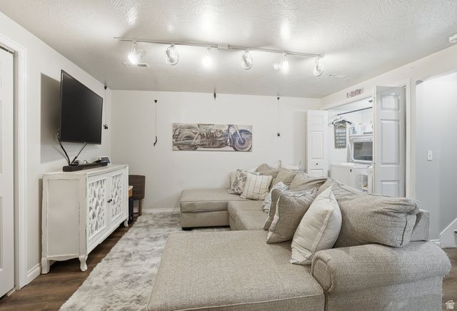 3378 N 375 E, North Ogden, UT 84414