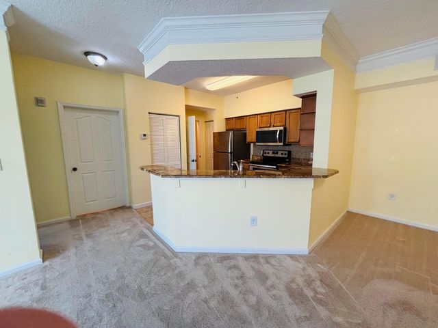 9849 Baywinds Drive 8304, West Palm Beach, FL 33411