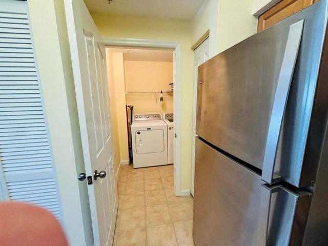 9849 Baywinds Drive 8304, West Palm Beach, FL 33411