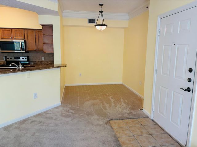 9849 Baywinds Drive 8304, West Palm Beach, FL 33411