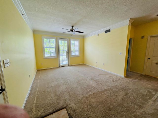 9849 Baywinds Drive 8304, West Palm Beach, FL 33411