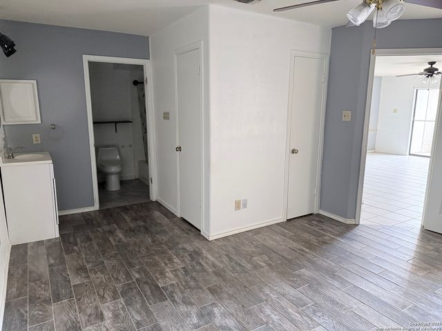 5322 Medical E107, San Antonio, TX 78240