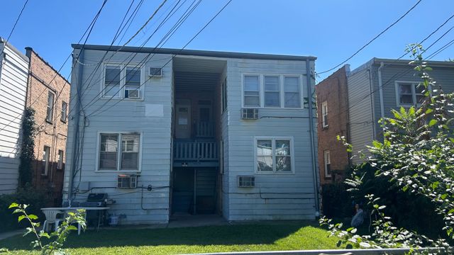 4806 Mulford Street, Skokie, IL 60077