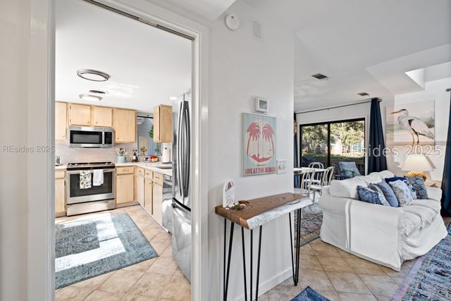 110 S Forest Beach Dr Unit 7, Hilton Head Island, SC 29928