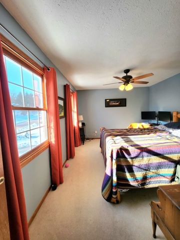 211 Cliffside Place, Rockton, IL 61072