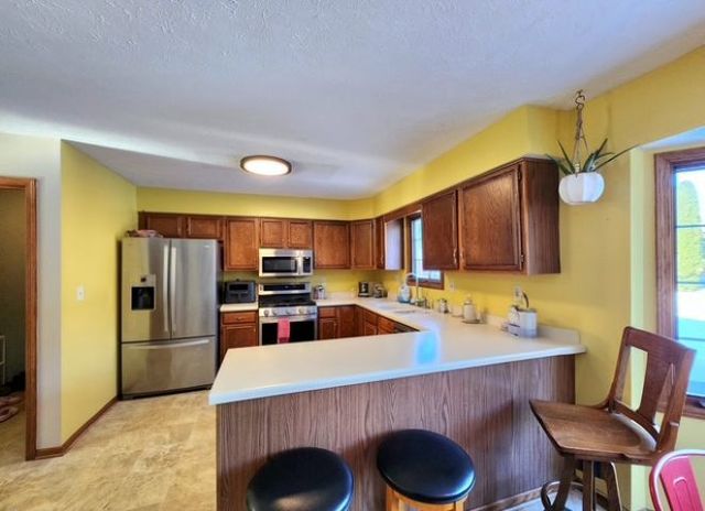 211 Cliffside Place, Rockton, IL 61072