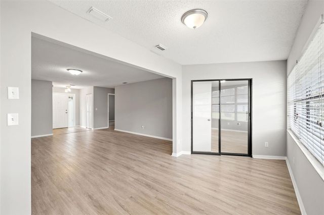 2115 N HALCYON DRIVE, Sun City Center, FL 33573