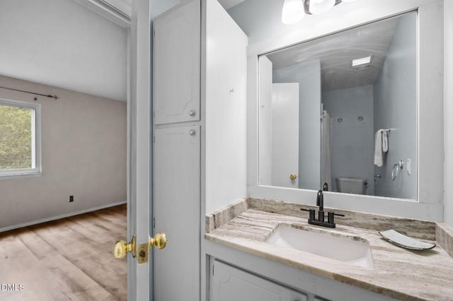 220 Elizabeth Street Apt C-11, Chapel Hill, NC 27514