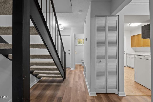 220 Elizabeth Street Apt C-11, Chapel Hill, NC 27514