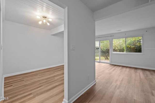 220 Elizabeth Street Apt C-11, Chapel Hill, NC 27514