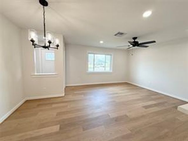 2116 Garvey Drive, Pasadena, TX 77506