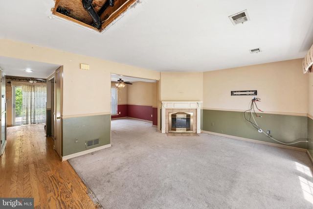 5 GLENN ALPINE CT, Clementon, NJ 08021