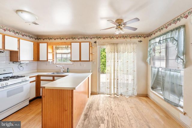 5 GLENN ALPINE CT, Clementon, NJ 08021
