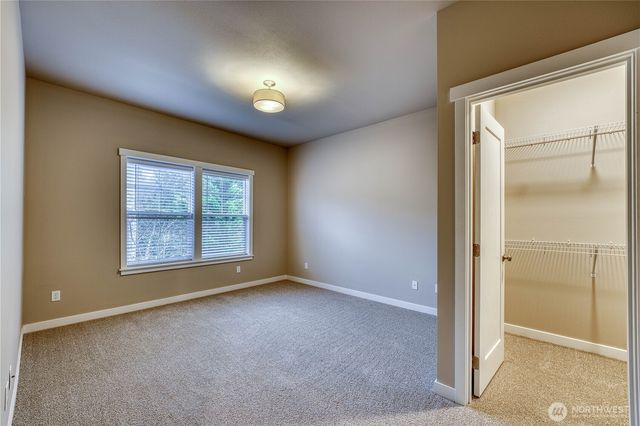 26787 Red Maple Lane NE, Kingston, WA 98346