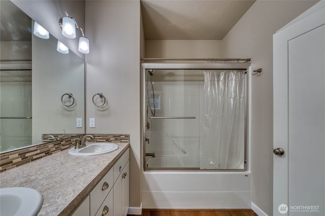 26787 Red Maple Lane NE, Kingston, WA 98346