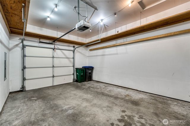 26787 Red Maple Lane NE, Kingston, WA 98346