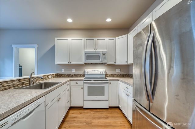 26787 Red Maple Lane NE, Kingston, WA 98346