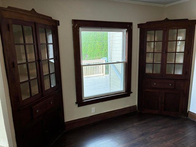 1068 Prospect Avenue, Toledo, OH 43606