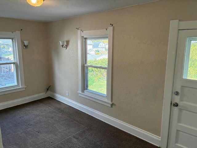 1068 Prospect Avenue, Toledo, OH 43606