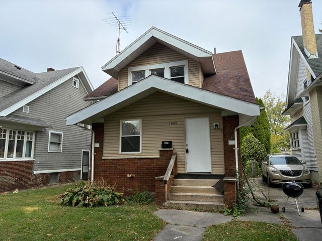 1068 Prospect Avenue, Toledo, OH 43606