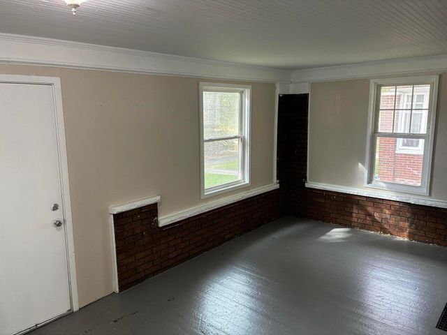 1068 Prospect Avenue, Toledo, OH 43606