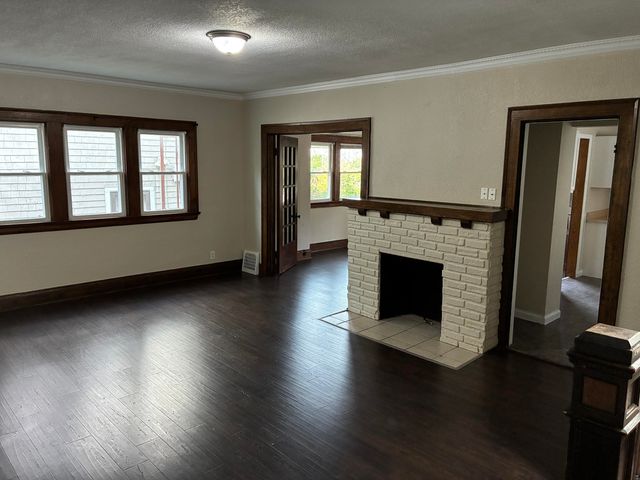 1068 Prospect Avenue, Toledo, OH 43606