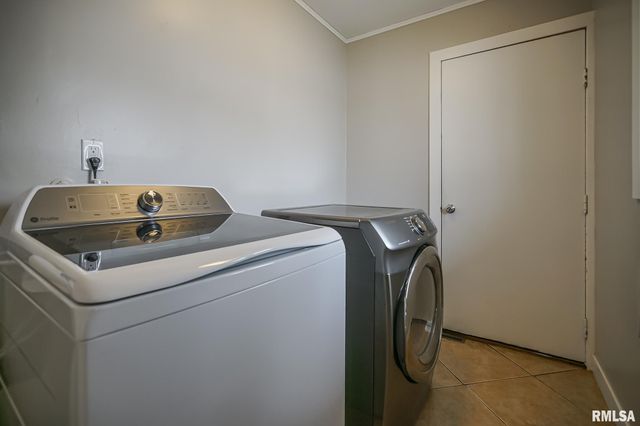 2307 W CINDY Lane, Peoria, IL 61614