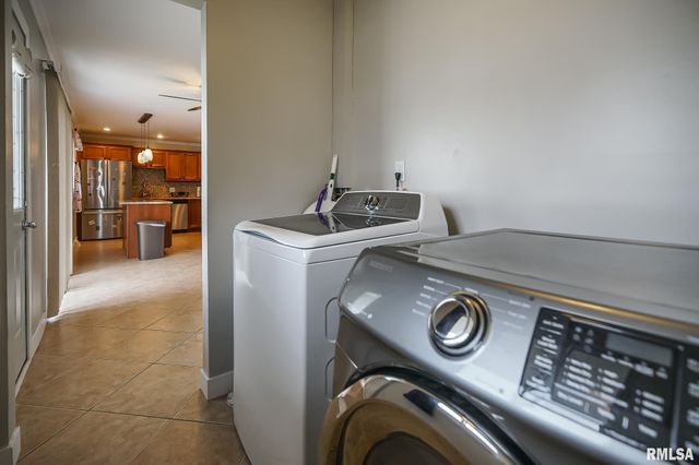 2307 W CINDY Lane, Peoria, IL 61614