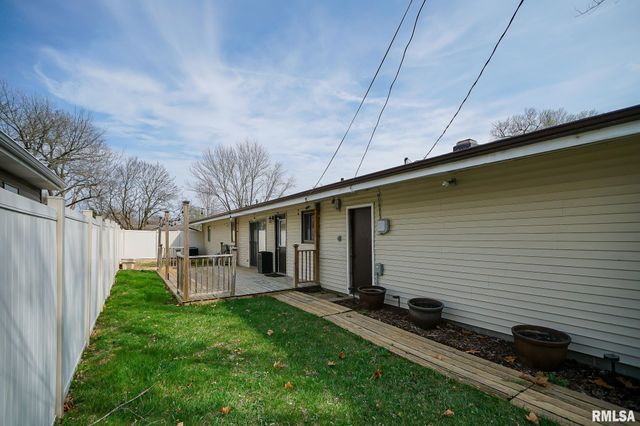 2307 W CINDY Lane, Peoria, IL 61614