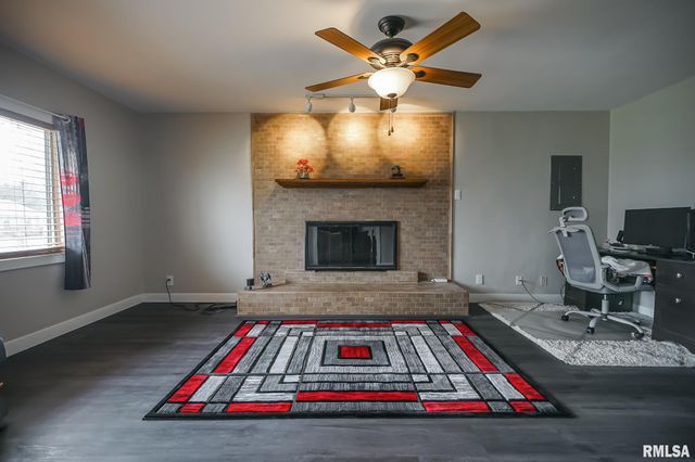 2307 W CINDY Lane, Peoria, IL 61614