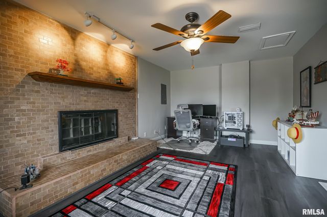 2307 W CINDY Lane, Peoria, IL 61614