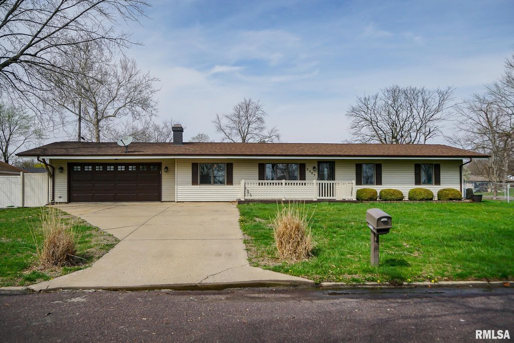 2307 W CINDY Lane, Peoria, IL 61614