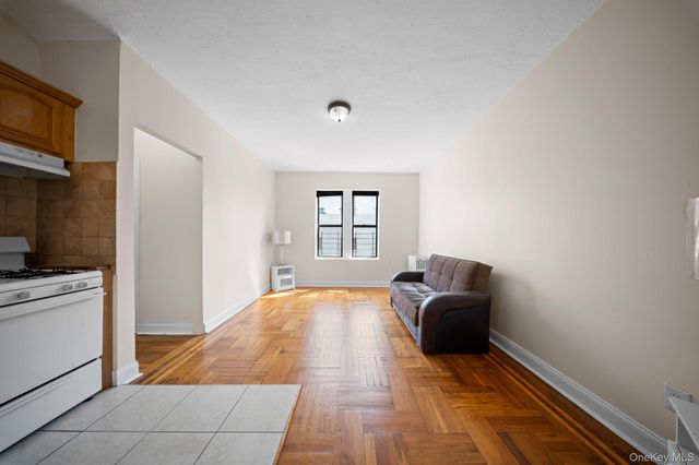 1372 Shakespeare Avenue 4D, Bronx, NY 10452
