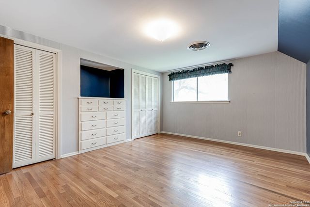 835 Fabulous, San Antonio, TX 78216