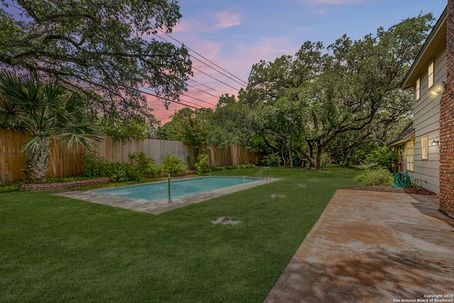 835 Fabulous, San Antonio, TX 78216
