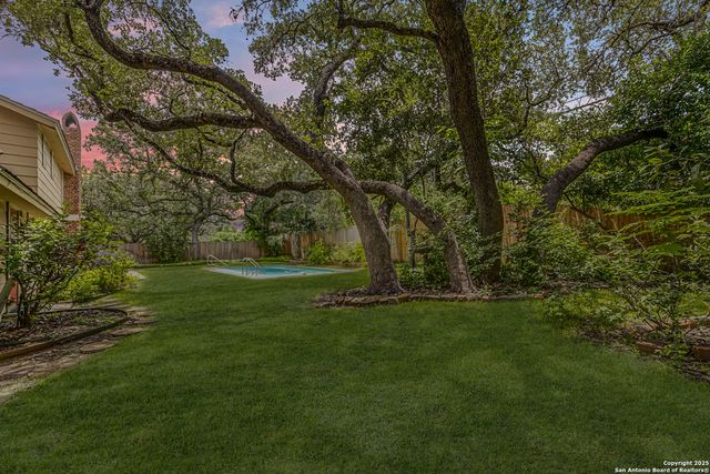 835 Fabulous, San Antonio, TX 78216